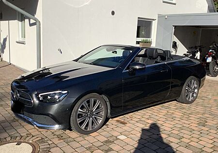 Mercedes-Benz E 220 d Cabrio Distonic,Leder,AHK,