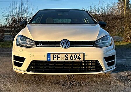 VW Golf Volkswagen R 4Motion BlueMotion Technology