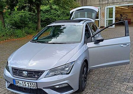 Seat Leon ST 1.5 TSI ACT OPF FR Black Matt Edition