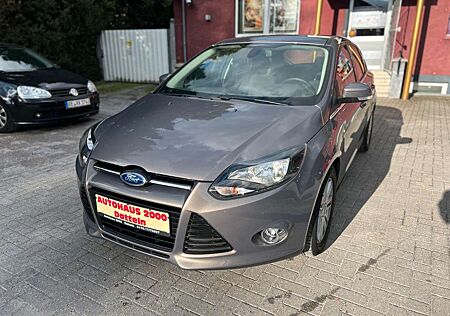 Ford Focus Lim. Titanium*1.HAND*SHZ*TEMPOMAT*KLIMA*