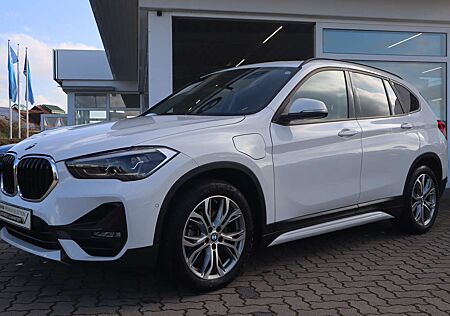 BMW X1 xDrive25e Sport Line DAB LED RFK Navi AHK