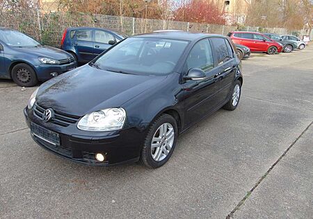 VW Golf Volkswagen V Tour/Klimaautomatik/SHZ/gepflegt/kein Rost