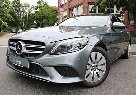 Mercedes-Benz C 300 de 1.Hand/Widescreen/Panorama/Kamera/LED