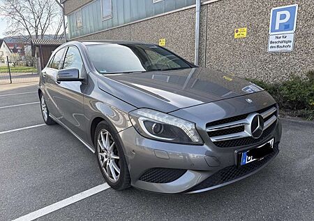 Mercedes-Benz A 250 (BlueEFFICIENCY) 7G-DCT