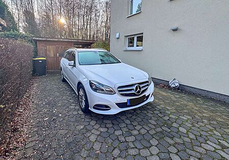 Mercedes-Benz E 200 T BlueTEC 7G-TRONIC Avantgarde