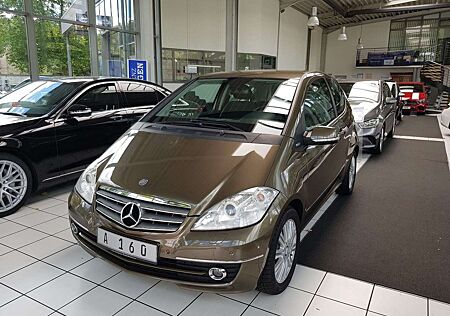 Mercedes-Benz A 160 ELEGANCE BI XENON AUT PTS SHZ KILMA
