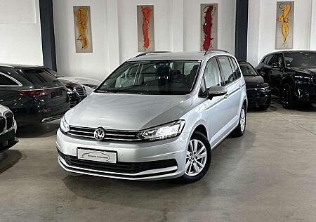 VW Touran Volkswagen 2.0 TDI Comfortline DSG/Navi/ACC/LED/AHK/