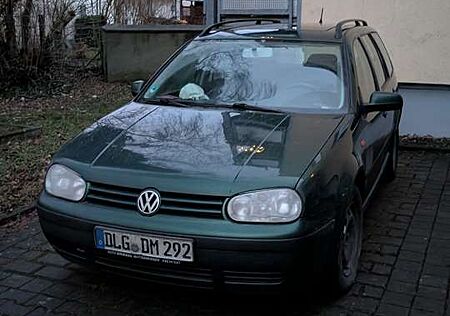 VW Golf Variant Volkswagen 1.4
