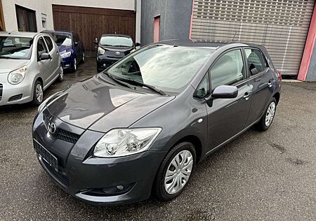 Toyota Auris Sol 1.6 Auto. F1 PDC Klima