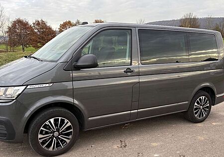VW T6 Multivan Volkswagen T6.1 Multivan 2.0 TDI DSG Family