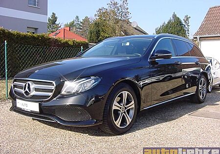 Mercedes-Benz E 200 T AVANTG AUT,LED,NAVI,KAM,SHZ,PARK-ASS,eHK,BT,GRA