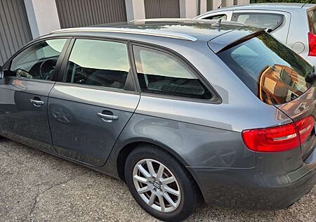 Audi A4 Avant 2.0 TDI DPF clean diesel multitronic Ambi