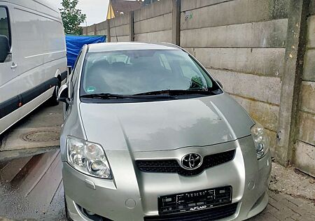 Toyota Auris 1.6VVT-i