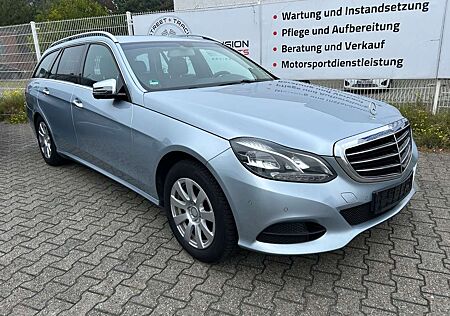 Mercedes-Benz E 200 T BlueTec AHK NAVI 360Gr.