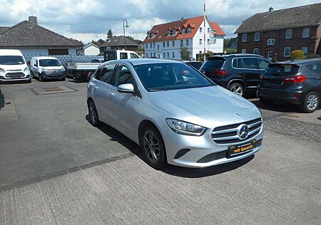 Mercedes-Benz B 220 D Urban Progressive MBUX Automa Navi Leder