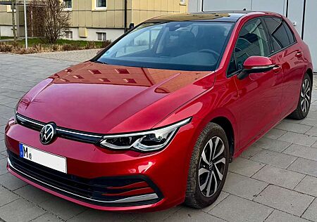 VW Golf Volkswagen 8 2.0 TDI SCR DSG Active AHK Pano ACC 5J.Gar.