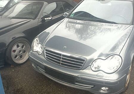 Mercedes-Benz C 200 C-Klasse T-Modell Kompressor Automatik Avantgarde