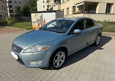 Ford Mondeo 2.0 Ghia Vollausstattung, TÜV neu