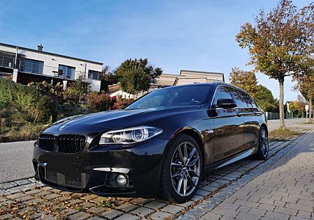 BMW 535d 535 xDrive Touring Sport-Aut. Luxury Line