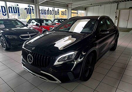 Mercedes-Benz GLA 250 Autom. Navi Comand Sport-Leder Shz Kamera Led