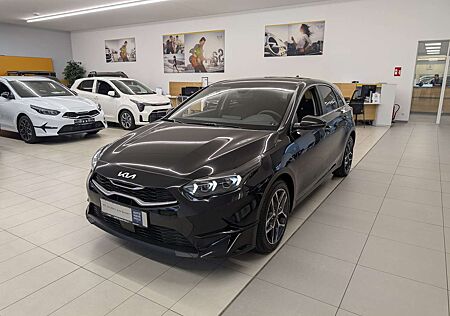 Kia Cee'd Ceed / Ceed 1.5 T-GDI 48V DCT7 Ultimate Sound Style