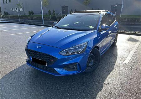 Ford Focus Turnier 2.0 EcoBlue Start-Stopp-System Aut. ST-LIN