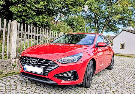 Hyundai i30 1.0 T-GDI Family