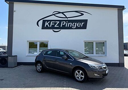 Opel Astra J Lim. 5-trg. Sport