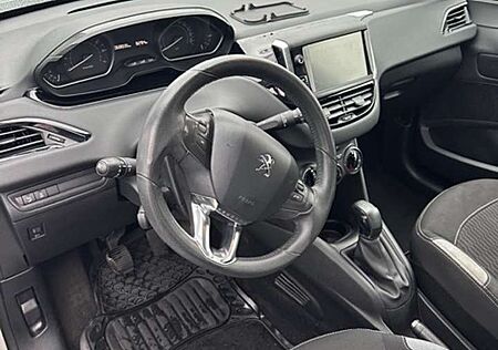 Peugeot 208 PureTech 82 Active