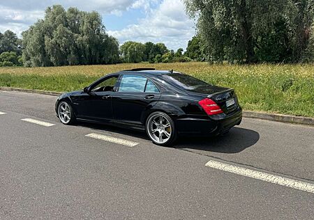 Mercedes-Benz S 63 AMG L SPEEDSHIFT MCT Performance Package