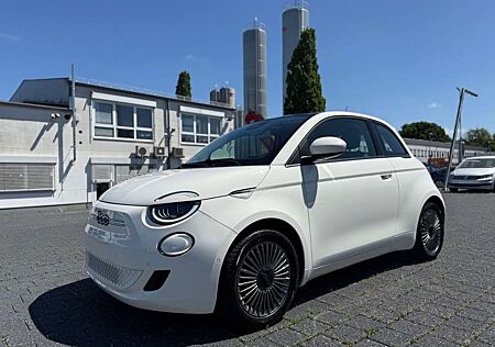 Fiat 500E Icon MAGIC EYE Skydome Co-Driver Winter