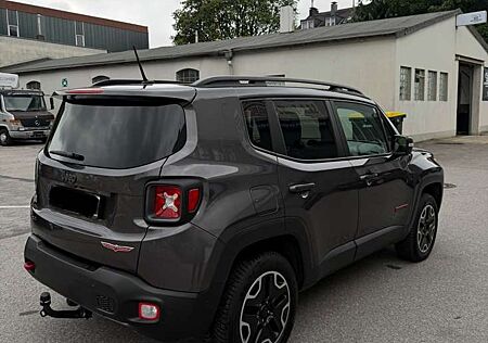 Jeep Renegade Trailhawk 4WD