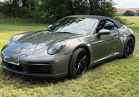 Porsche 992 911 Carrera Cabriolet PDK