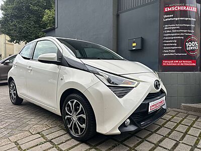 Toyota Aygo X-PLAY TEAM/KAMERA/CARPLAY/ANDROID