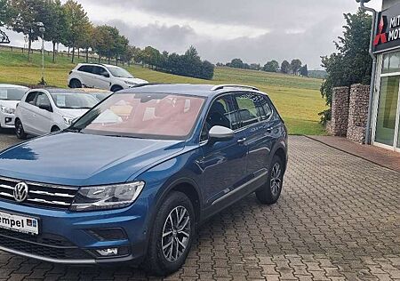VW Tiguan Allspace Volkswagen 2.0TDI Com. 4Motion NAVI LED