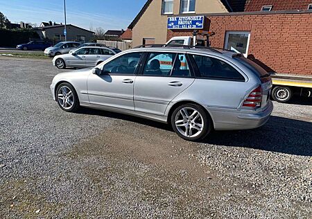 Mercedes-Benz C 220 CDI T AVANTGARDE