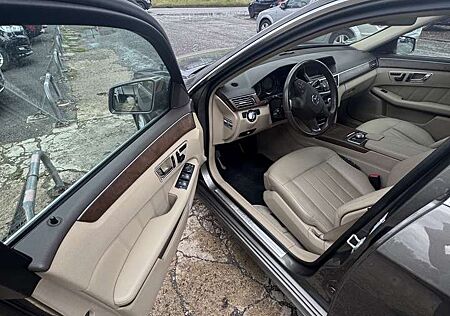 Mercedes-Benz E 350 CGI BlueEFFICIENCY 7G-TRONIC Avantgarde