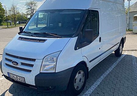 Ford Transit 330