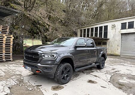 RAM 1500 Crew Cab Shortbed Laramie