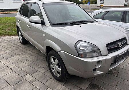 Hyundai Tucson 2.0 2WD GLS