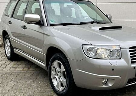 Subaru Forester 2.5 XT Turbo 230 PS