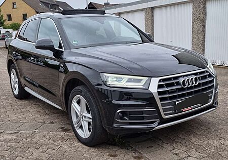 Audi Q5 S-Line quattro Pano/ACC