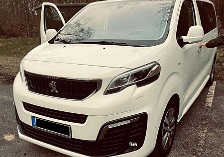 Peugeot Traveller gebraucht kaufen Peugeot Traveller 2.0 BlueHDi 180 L2 EAT6 Allure 8-Sitzer