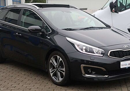 Kia Cee'd Ceed / 1.6 GDI Platinum Edition Sportswagon