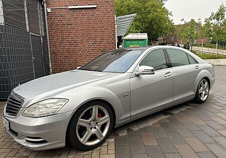Mercedes-Benz S 350 CDI L 4Matic DPF 7G-TRONIC BlueEFFICIENCY