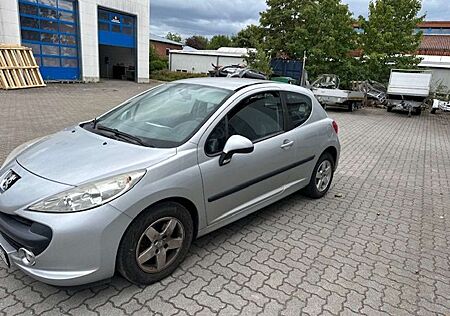 Peugeot 207 95 VTi Filou
