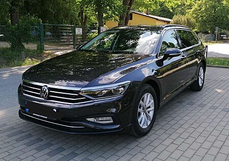 VW Passat Variant Volkswagen Business
