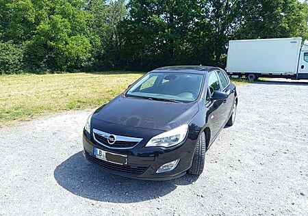 Opel Astra Edition *Klimaanlage* Sitzheizung* Navigation*