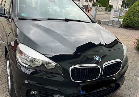 BMW 220 i Advantage