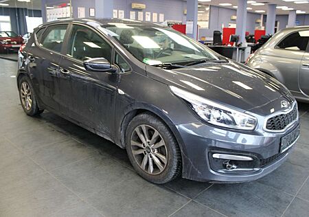 Kia Cee'd Ceed / 1.4 CVVT Edition 7